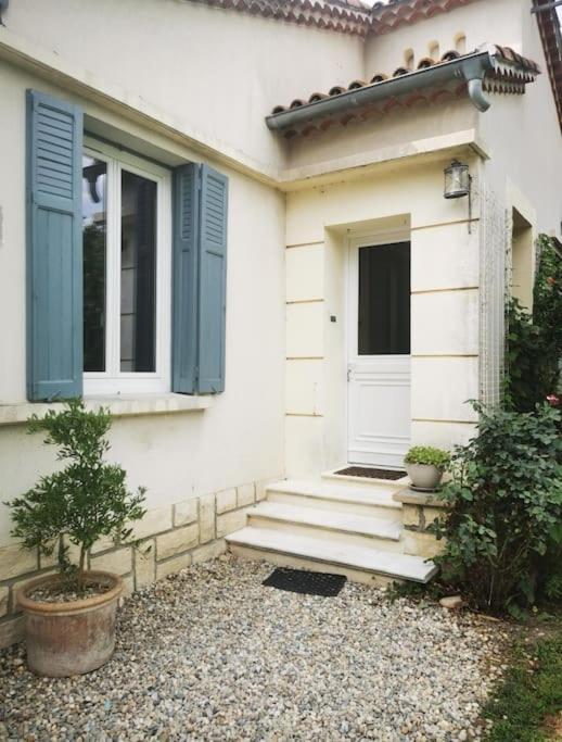 Maison Avec Piscine Dans Village Provencal. Courthézon Kültér fotó